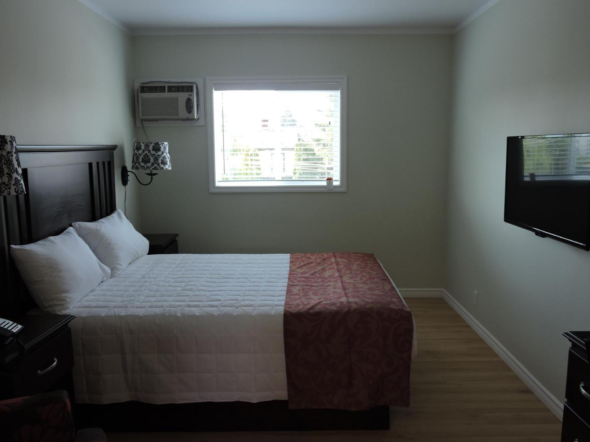 Almo Court Motel Cranbrook Zimmer foto